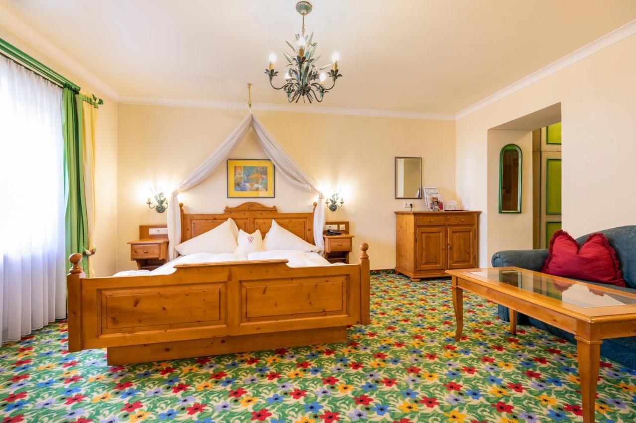 Hotel & Restaurant Wastlwirt Санкт-Міхель-ім-Лунгау Екстер'єр фото
