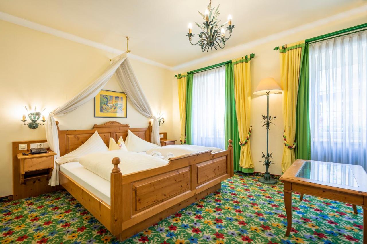 Hotel & Restaurant Wastlwirt Санкт-Міхель-ім-Лунгау Екстер'єр фото