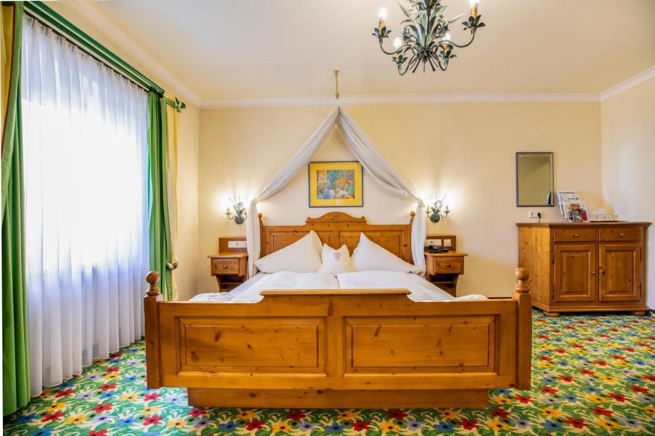 Hotel & Restaurant Wastlwirt Санкт-Міхель-ім-Лунгау Екстер'єр фото