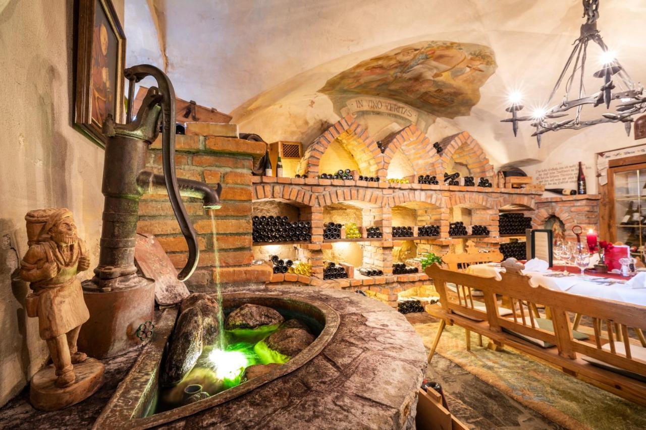 Hotel & Restaurant Wastlwirt Санкт-Міхель-ім-Лунгау Екстер'єр фото
