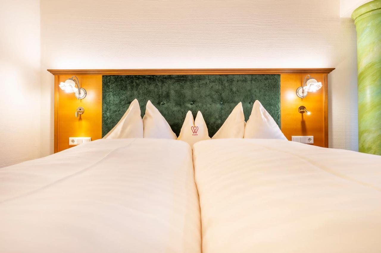 Hotel & Restaurant Wastlwirt Санкт-Міхель-ім-Лунгау Екстер'єр фото